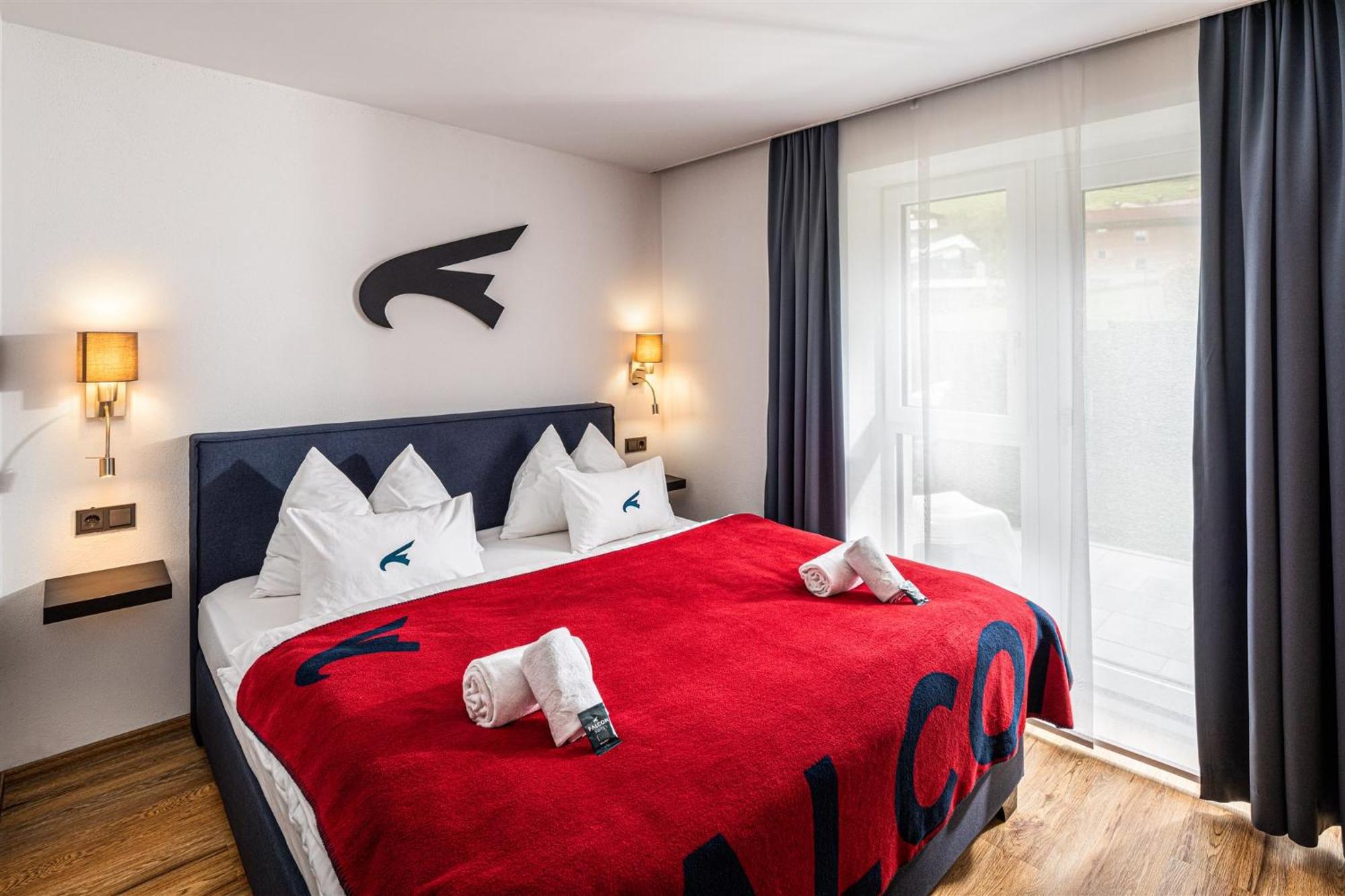 Falcon Suites Kaprun - Summercard Included Zewnętrze zdjęcie